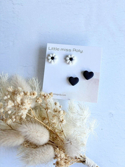 Mini Daisy & Heart Stud Pack - Almost Navy